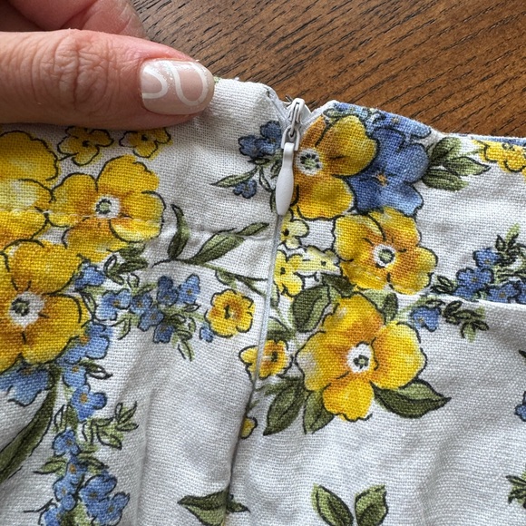 Yellow and Blue A-Line Mini Skirt for Casual Resort Wear - Picture 2 of 5